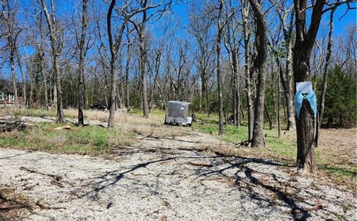 Pictures of Land, Special Purpose, Multifamily property located at 225 Linn Valley Boulevard, Linn Valley, KS 66040 for sales - image #1