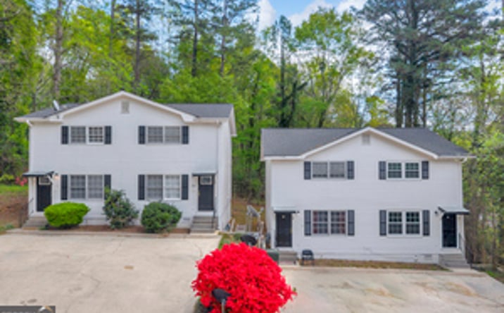 Pictures of Multifamily property located at 54 Greenwood Dr, Toccoa, GA 30577, 44 Greenwood Circle, Toccoa, GA 30577, 54 Greenwood Circle, Toccoa, GA 30577, 56 Greenwood Circle, Toccoa, GA 30577 for sales - image #1