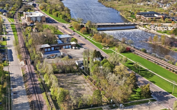 Pictures of Land, Multifamily, Special Purpose property located at 164 Ludeka Place, Elgin, IL 60123 for sales - image #1