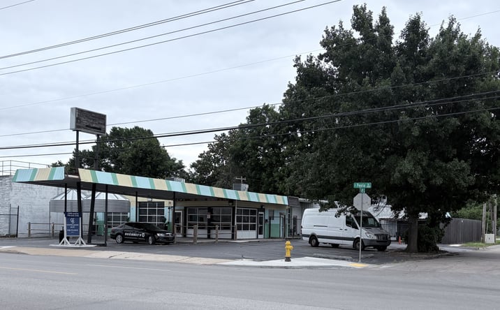 Pictures of Business for Sale property located at 4225 S Peoria, Tulsa, OK 74105 for sales - image #1