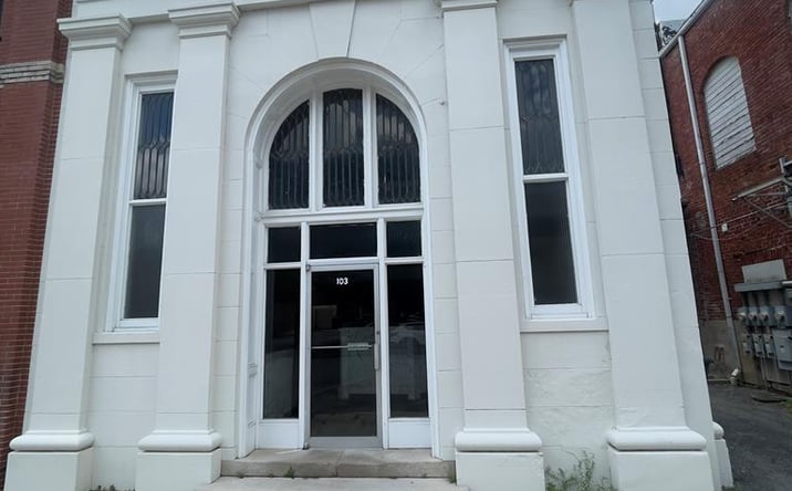 Pictures of Retail property located at 103 S Lee Street, Valdosta, GA 31643 for sales - image #1