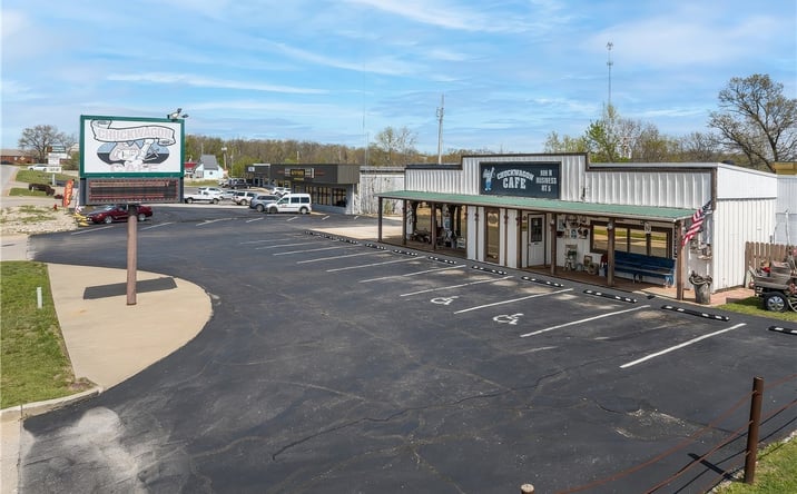 Pictures of Special Purpose property located at 888 N Business Hwy 5, Camdenton, MO 65020 for sales - image #1