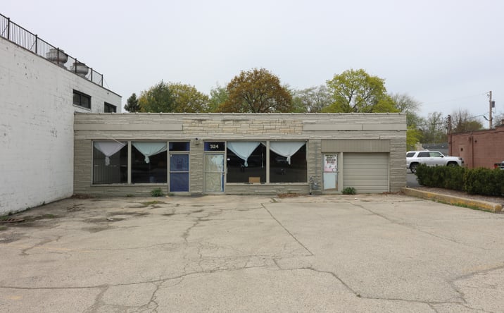 Pictures of Mixed Use, Office, Retail property located at 324 N Lake St, Mundelein, IL 60060 for sales - image #1