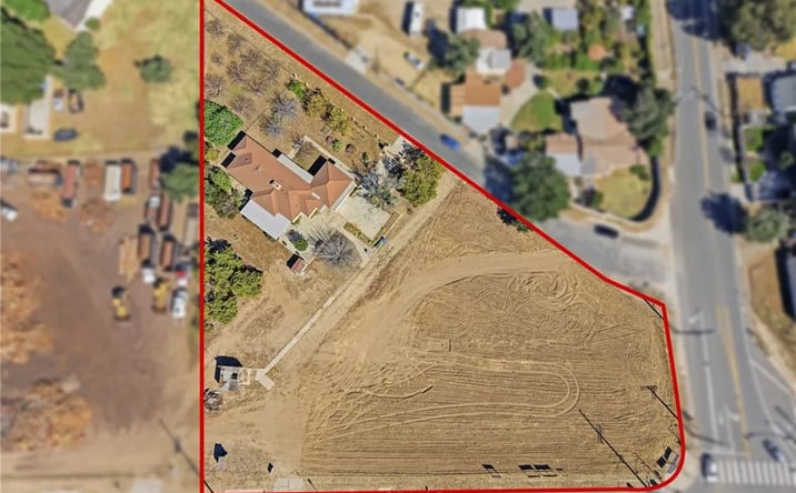 Pictures of Land property located at 10721 Andora, Chatsworth, CA 91311 for sales - image #1