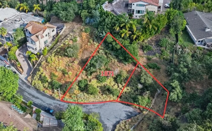 Pictures of Land property located at Arvin, Glendale, CA 91208 for sales - image #1