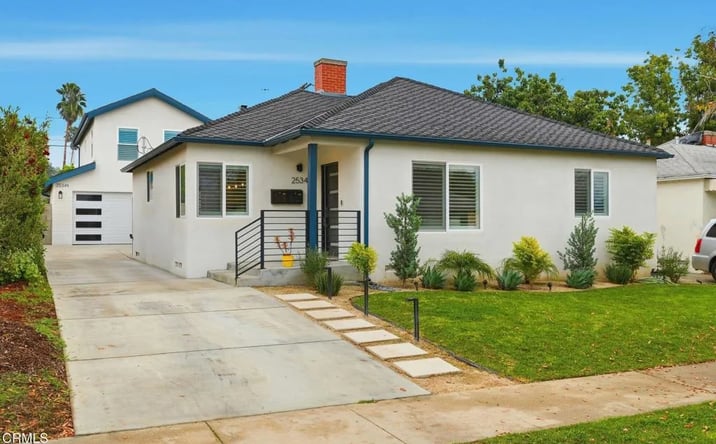 Pictures of Multifamily property located at 2534 El Sol Avenue, Altadena, CA 91001 for sales - image #1