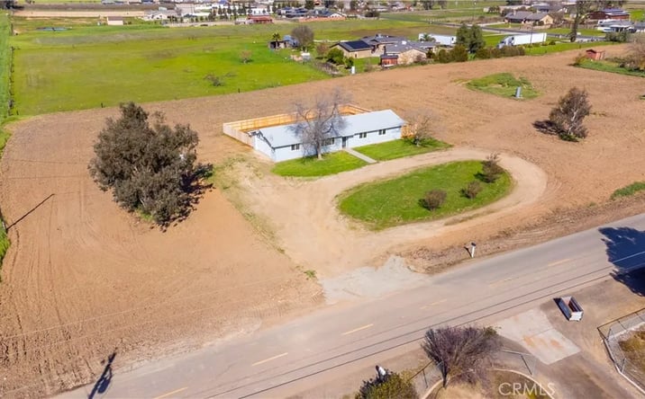 Pictures of Multifamily property located at 34937 Avenue 13 1/2, Madera, CA 93636 for sales - image #1