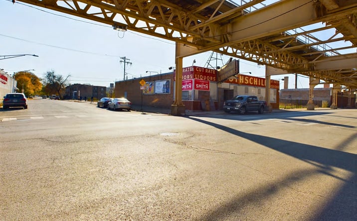 Pictures of Retail property located at 425 E 63rd St, Chicago, IL 60637 for sales - image #1