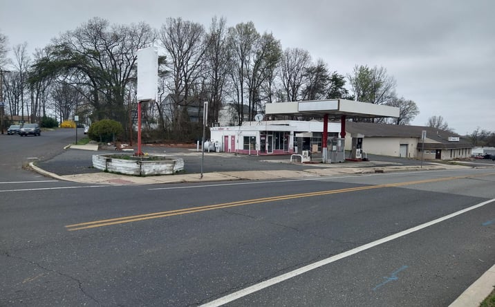 Pictures of Retail property located at 405 East Clements Bridge Road, Runnemede, NJ 08078 for sales - image #1
