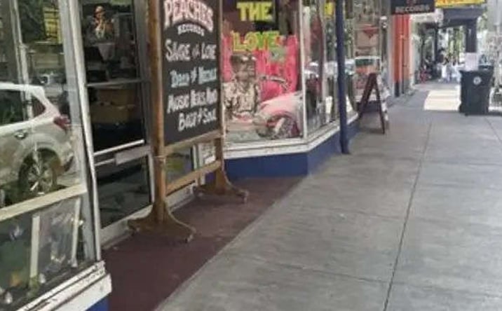 Pictures of Retail property located at 4318 Magazine Street, New Orleans, LA 70115 for sales - image #1