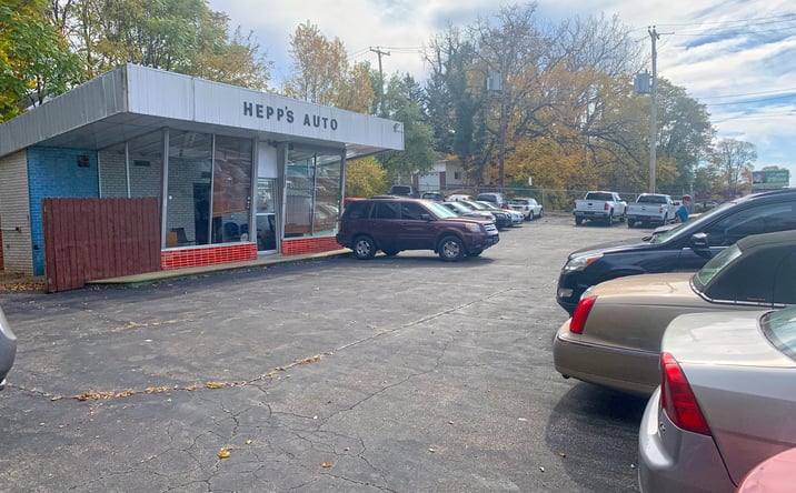 Pictures of Retail property located at 1895 S Main St, Akron, OH 44301 for sales - image #1
