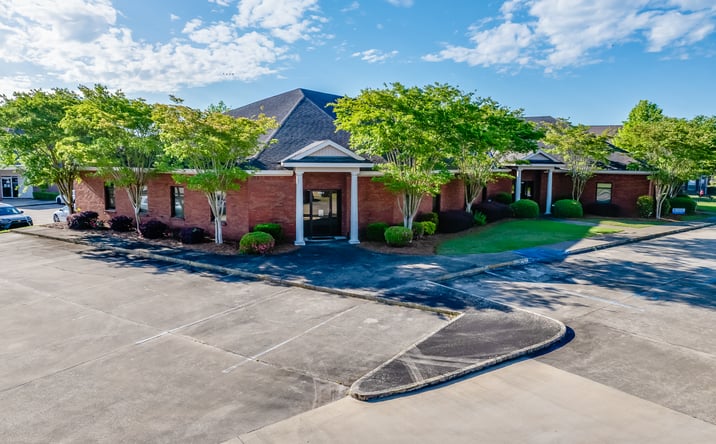 Pictures of Office property located at 4770 Woodmere Blvd, Montgomery, AL 36106 for sales - image #1