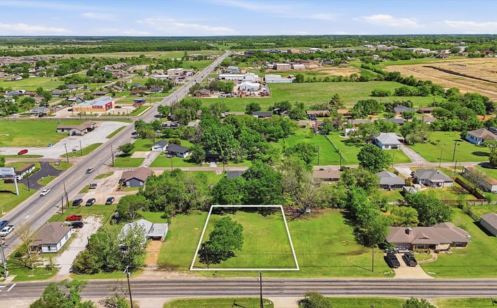 Pictures of Land property located at 104 E MAIN ST, GUNTER, TX 75058 for sales - image #1