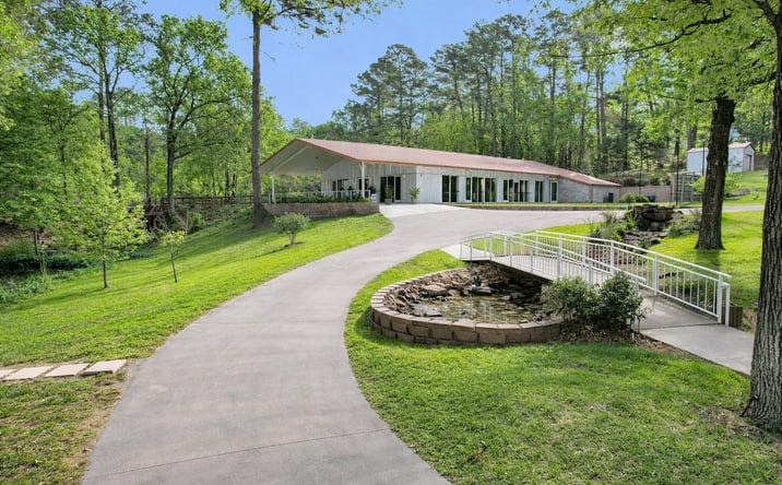 Pictures of Business for Sale, Hospitality, Mixed Use, Special Purpose property located at Wedding Venue, Conroe, TX 77304 for sales - image #1