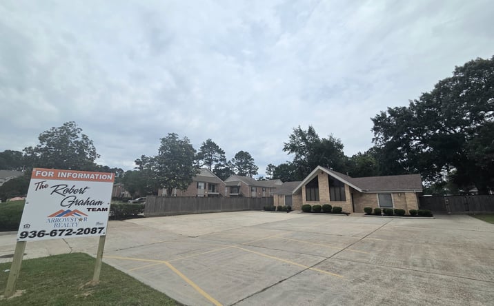 Pictures of Office property located at 2204 Sunpark Dr, Conroe, TX 77303 for sales - image #1