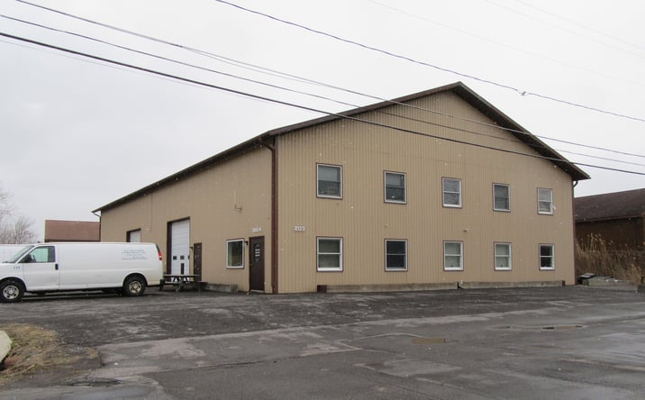 Pictures of Industrial property located at 203 Bagg St, East Syracuse, NY 13057 for sales - image #1