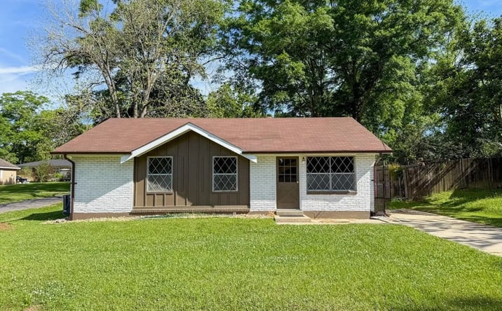 Pictures of Land property located at 1206 21st Street, 70125, MS 39648 for sales - image #1
