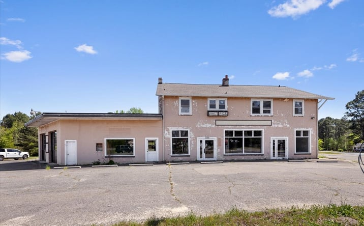Pictures of Industrial, Mixed Use, Retail property located at 3196 Vass-Carthage Rd, Carthage, NC 28327 for sales - image #1