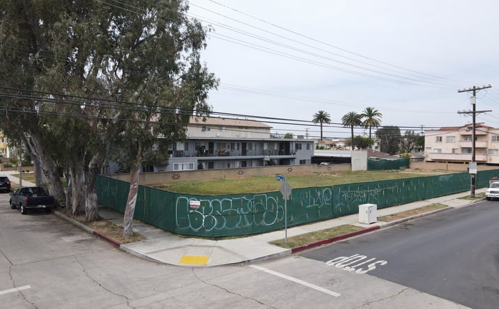 Pictures of Land property located at 21821 Harvard Blvd, Torrance, CA 90501 for sales - image #1