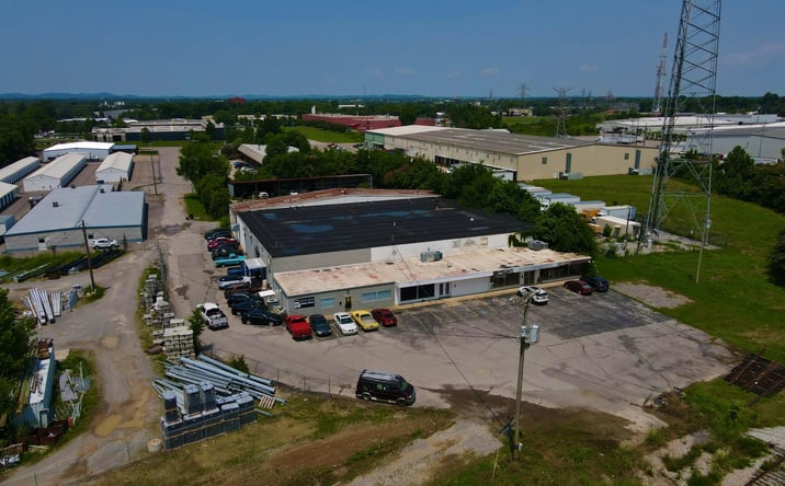 Pictures of Industrial property located at 1018 Seals Way, Murfreesboro, TN 37130 for sales - image #1