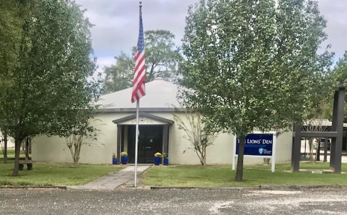Pictures of Business for Sale property located at 432 Michigan Avenue, Sulphur, LA 70663 for sales - image #1