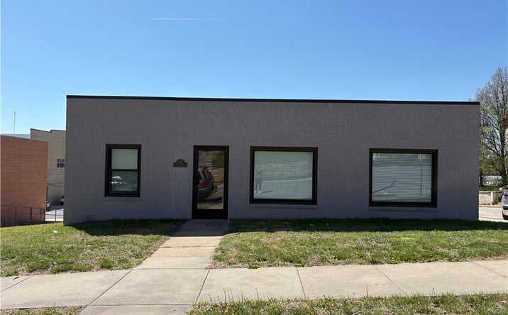 Pictures of Office property located at 820 Kansas Avenue, Atchison, KS 66002 for sales - image #1