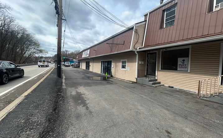 Pictures of Retail property located at 2551 Library Rd, Pittsburgh, PA 15234 for sales - image #1