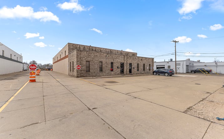 Pictures of Office, Industrial, Mixed Use property located at 32660 Industrial Rd, Garden City, MI 48135 for sales - image #1