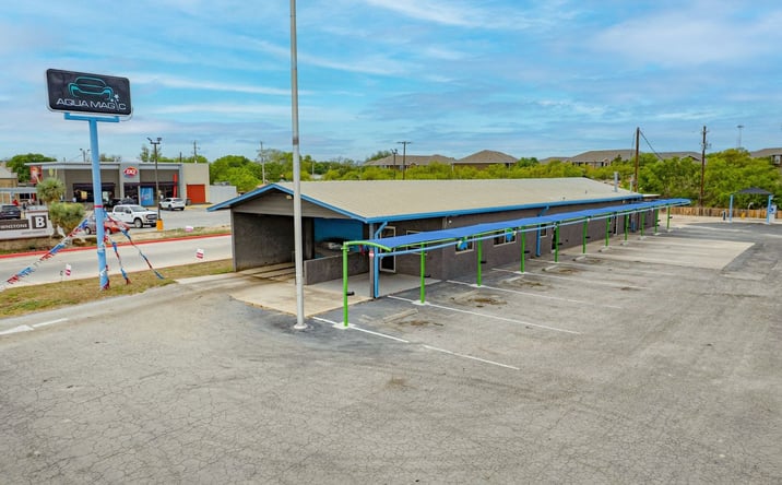 Pictures of Land, Retail, Special Purpose property located at 2226 E Main St, Uvalde, TX 78801 for sales - image #1