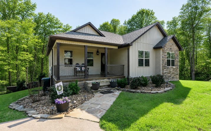 Pictures of Land property located at 140 Eagle Crest Ln, Parsons, TN 38363 for sales - image #1