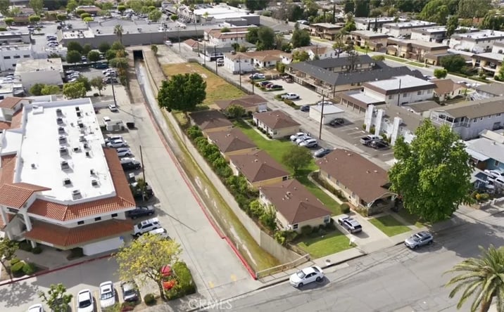 Pictures of Multifamily property located at 121 N Pennsylvania Avenue, Glendora, CA 91741 for sales - image #1
