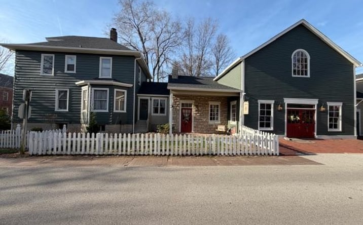 Pictures of Retail, Mixed Use property located at 803 South Main Street, St. Charles, MO 63301 for sales - image #1