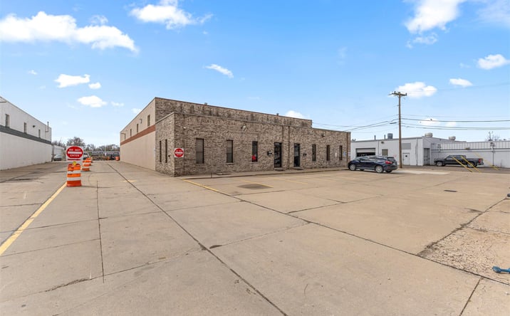 Pictures of Special Purpose property located at 32639 Industrial Road, Garden City, MI 48135 for sales - image #1