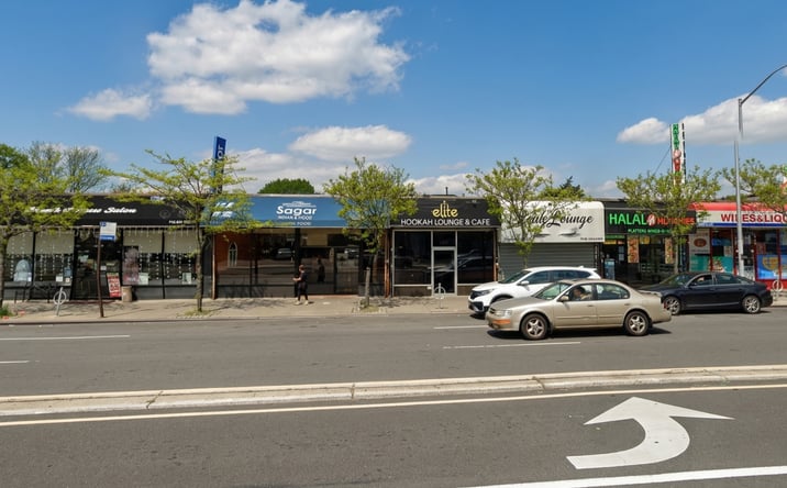 Pictures of Retail property located at Union Tpke, Bellrose, NY 11426 for sales - image #1