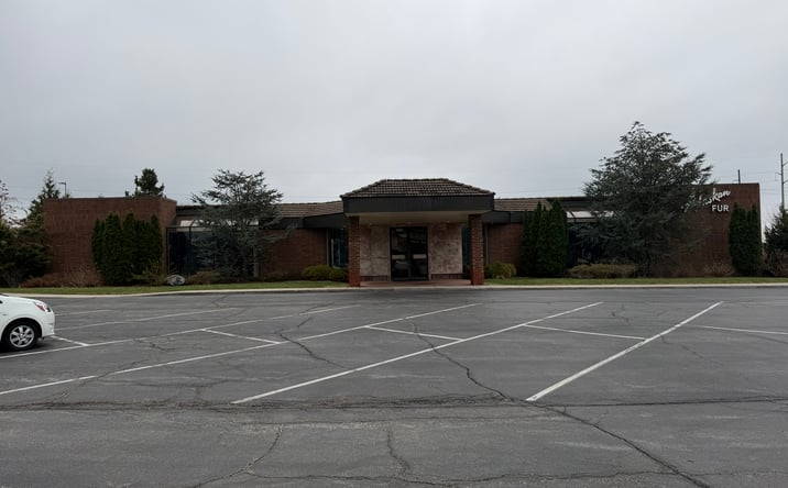 Pictures of Office, Retail property located at 9029 Metcalf Ave, Overland Park, KS 66212 for sales - image #1