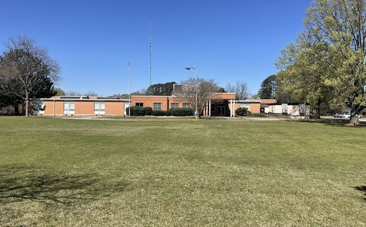 Pictures of Retail, Office, Senior Living property located at 1077 S. Main Street, Madison, GA 30650 for sales - image #1