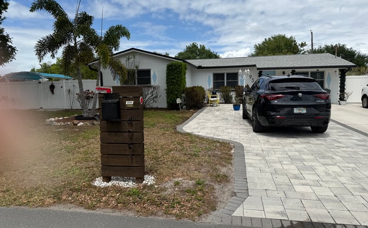 Pictures of Business for Sale, Senior Living property located at 4951 47th Ave N, St. Petersburg, FL 33709 for sales - image #1