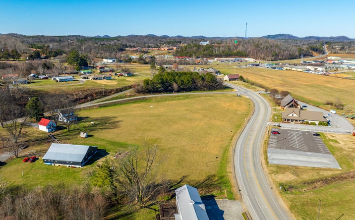 Pictures of Land property located at Lot 4 Cherohala Skwy, Tellico Plains, TN 37385 for sales - image #1