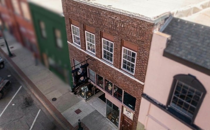 Pictures of Mixed Use, Office, Special Purpose, Retail, Industrial property located at 407 W Will Rogers Boulevard, Claremore, OK 74017 for sales - image #1