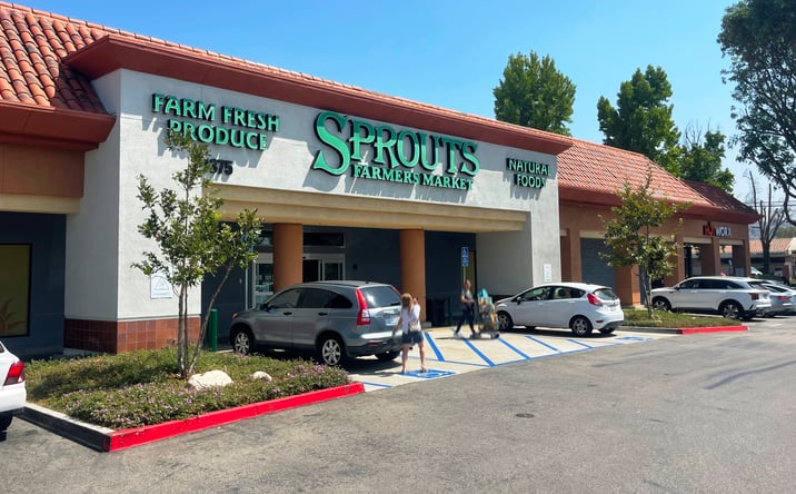 Pictures of Retail property located at 1375 Foothill Blvd, La Verne, CA 91750 for sales - image #1