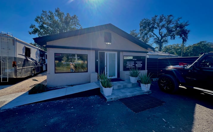Pictures of Industrial property located at 5827 East Columbus Drive, Tampa, FL 33619 for sales - image #1