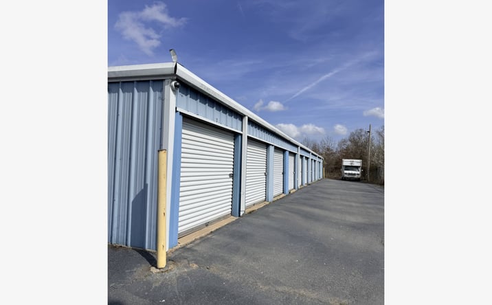 Pictures of Self Storage property located at 3810 AR-161, North Little Rock, AR 72117 for sales - image #1