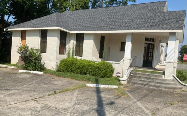 Pictures of Retail property located at 2968 Vineville Avenue, Macon, GA 31204 for sales - image #1
