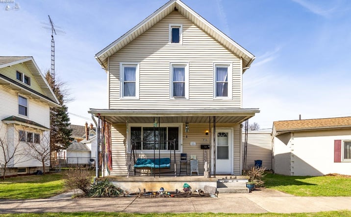 Pictures of Multifamily property located at 715 Wayne St, Sandusky, OH 44870 for sales - image #1