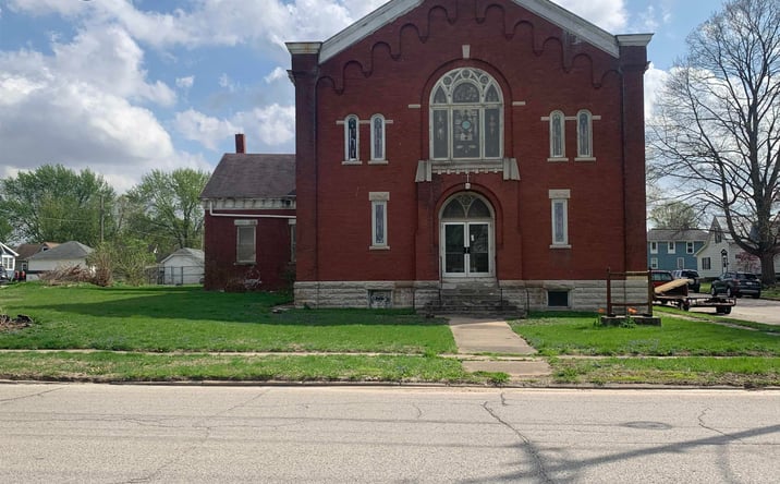 Pictures of Special Purpose property located at 1219 South Street, Burlington, IA 52601 for sales - image #1