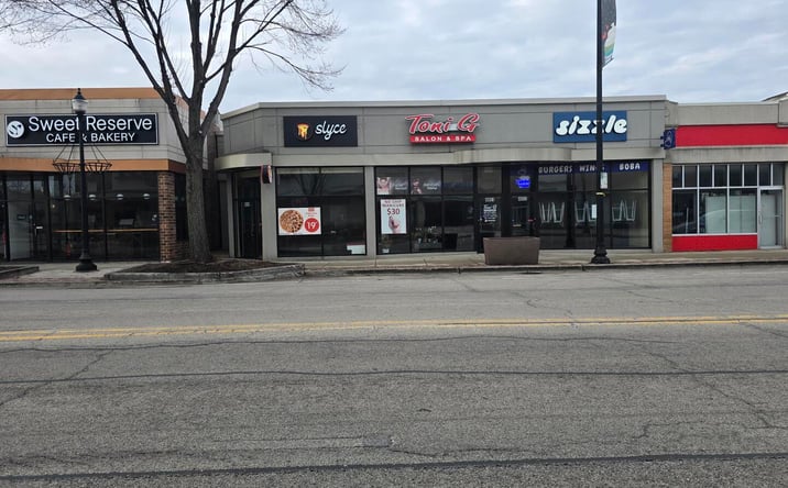 Pictures of Business for Sale, Retail property located at 4849 W Oakton Street, Skokie, IL 60077 for sales - image #1