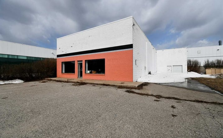 Pictures of Special Purpose property located at 103 Harbor Drive, Charlevoix, MI 49720 for sales - image #1