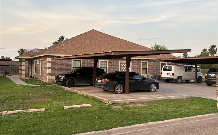 Pictures of Multifamily property located at 7107 Venus Drive, Edinburg, TX 78542 for sales - image #1