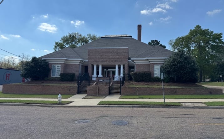 Pictures of Office property located at 793 N President St, Jackson, MS 39202 for sales - image #1