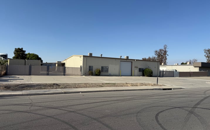 Pictures of Industrial property located at 300 Watts Drive, Bakersfield, CA 93307 for sales - image #1